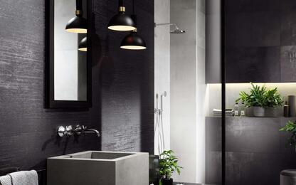 salle de bains noire