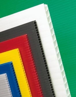 PLAQUE PP JAUNE ALVEOLAIRE 650G  3.5X800X1200 DISTRIPLAST FLANDRE  [3.5X800X1200-3] 